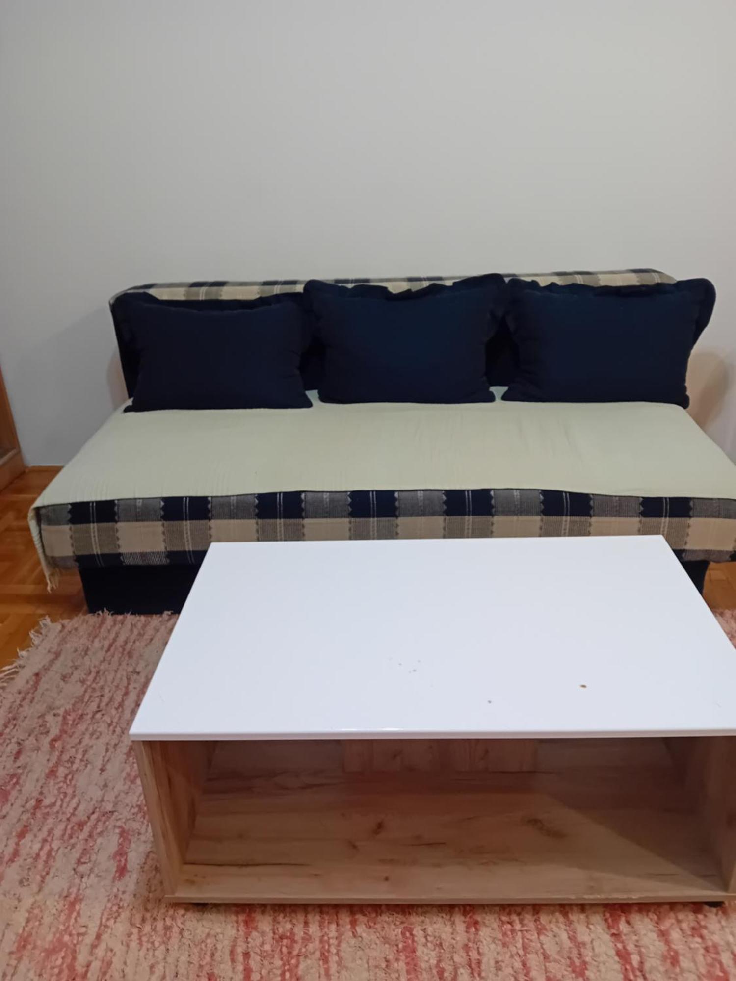 Apartman,,siv,, Prijevor Apartment